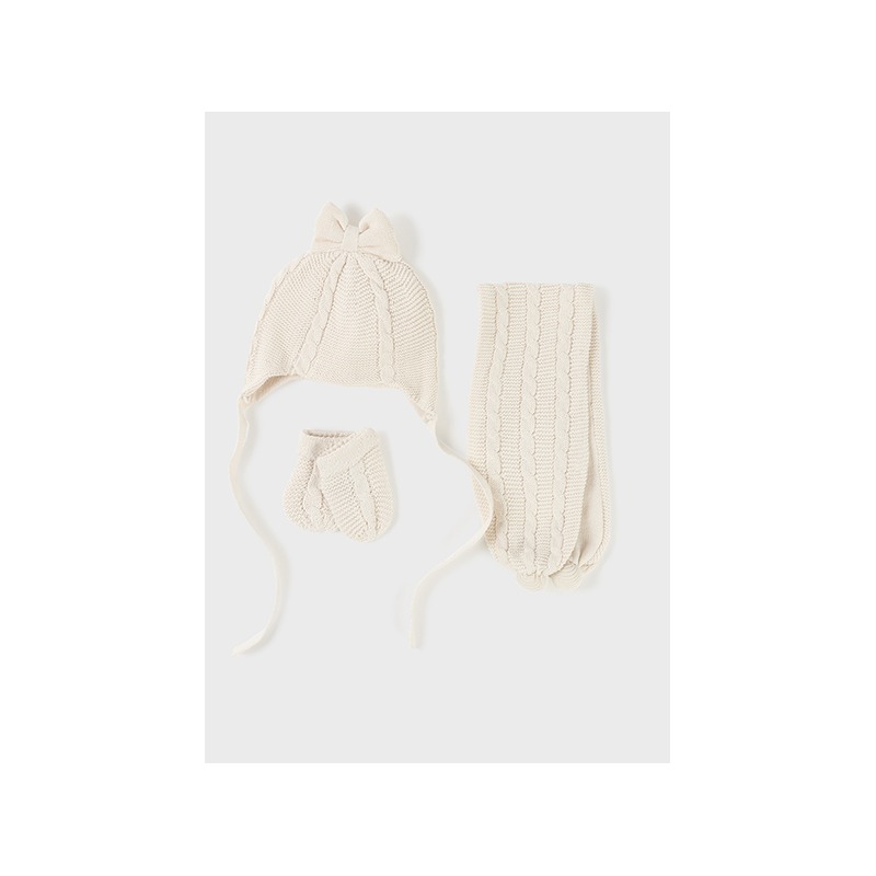 Conjunto gorro manoplas y bufanda bebe mayoral