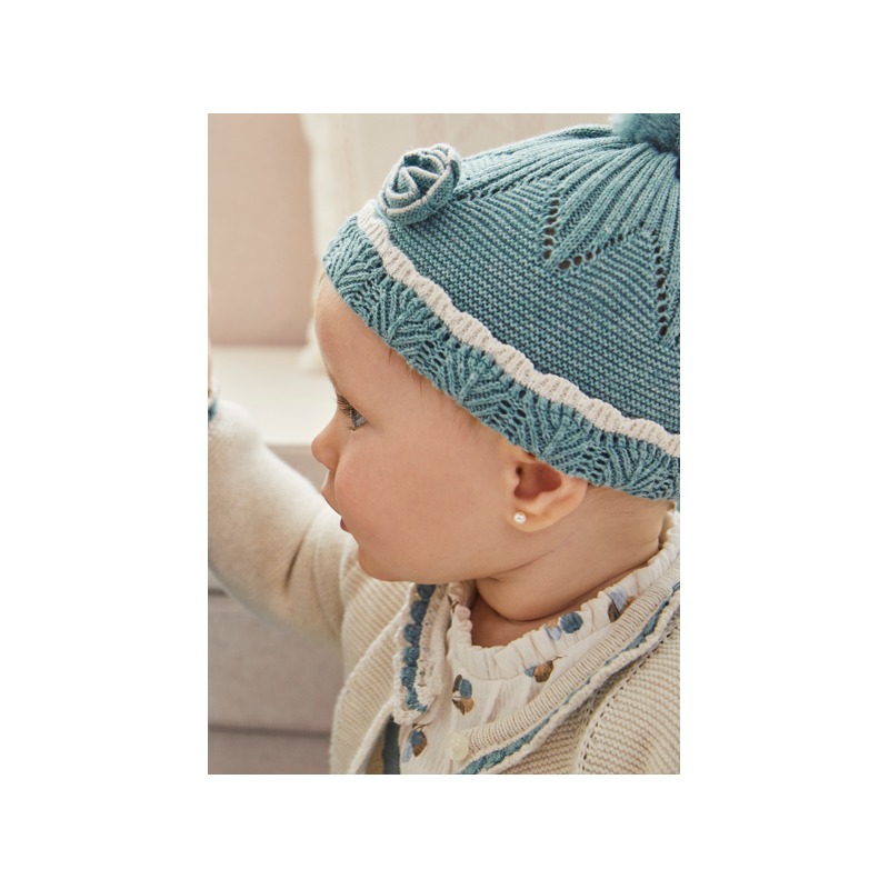 Conjunto gorro y manoplas bebe niña mayoral