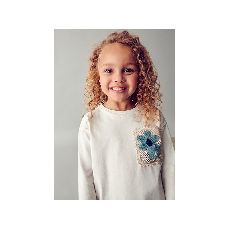 Camiseta bolsillo crochet niña mayoral