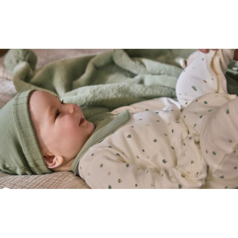 Set de regalo primera puesta bebe mayoral