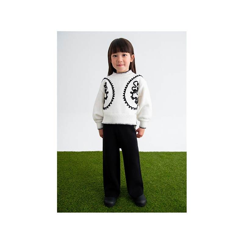 Conjunto pantalón tricot bordados niña Abel&Lula