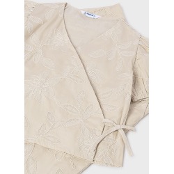 Conjunto pantalón y blusa bordados chica mayoral