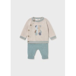 Conjunto pantalón y jersey...