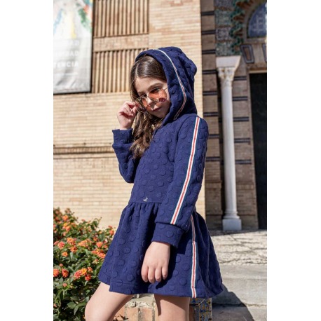 Vestido Jaquard con capucha Nekenia